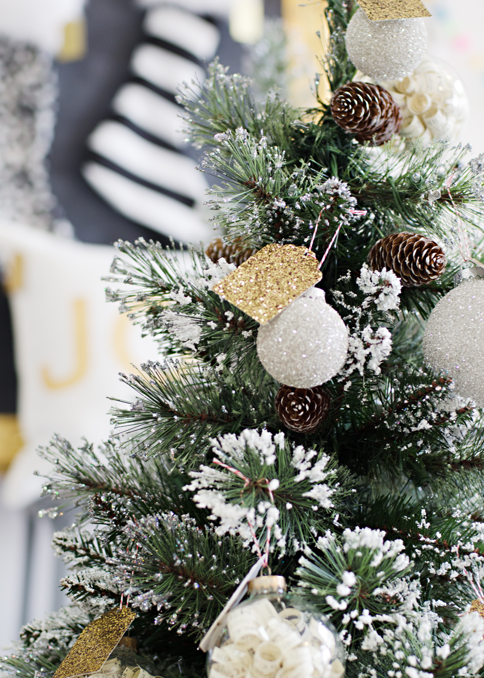 gold and glitter Christmas | brittanyMakes