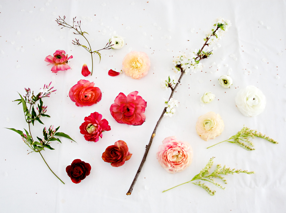 Flower Workshop: A Valentine's day arrangement with @adkluu