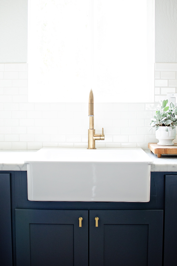 navy, white & brass kitchen // brittanyMakes Kitchen Reveal