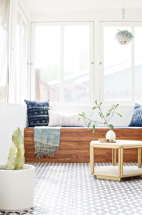 a bright & airy sun room black & white cement tile // brittanyMakes