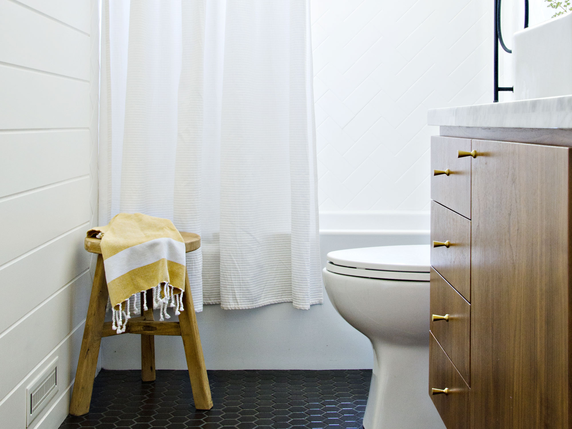 Black White & Walnut bathroom | brittanyMakes