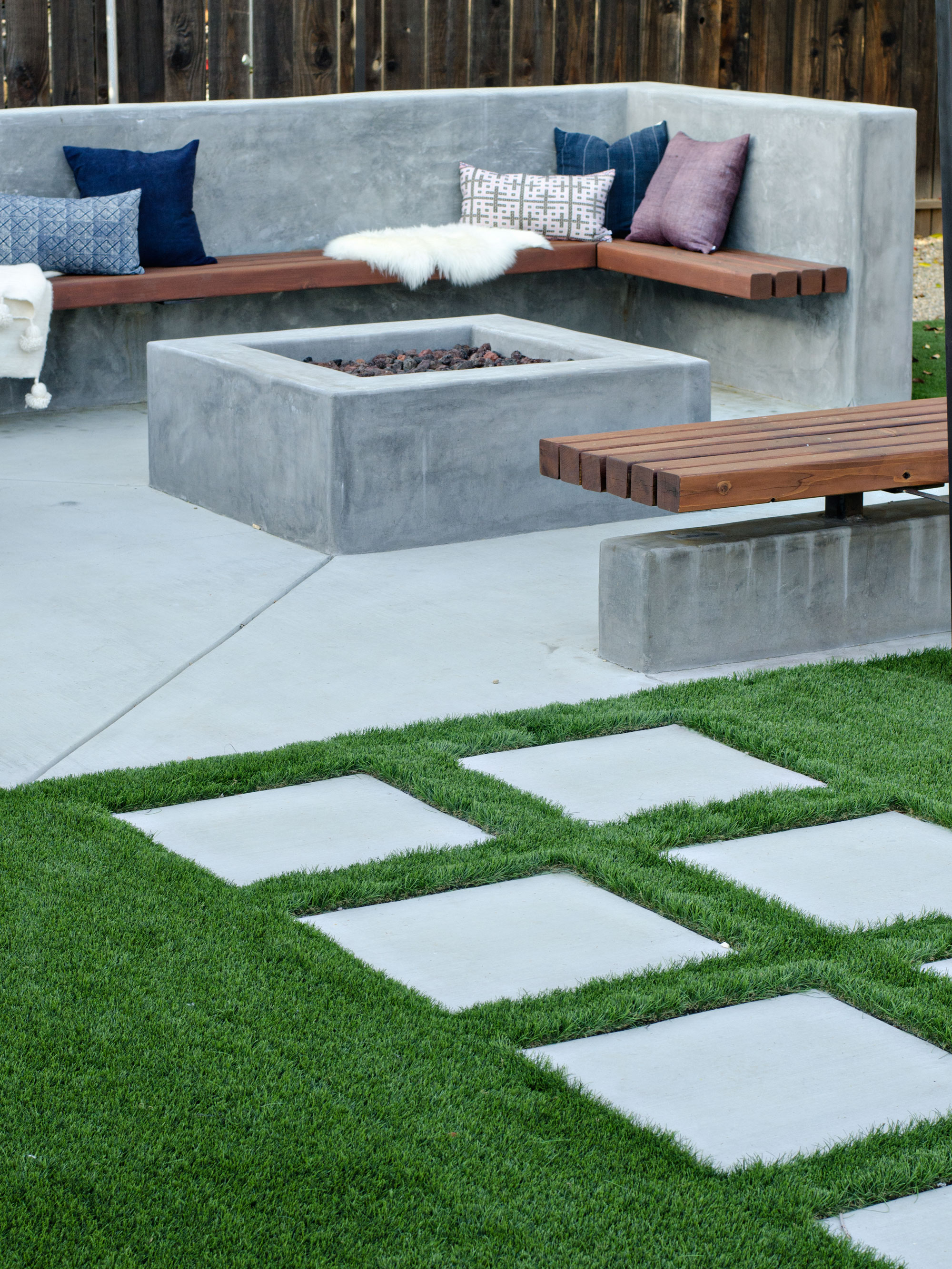 Modern California Backyard Patio Reveal | brittanyMakes