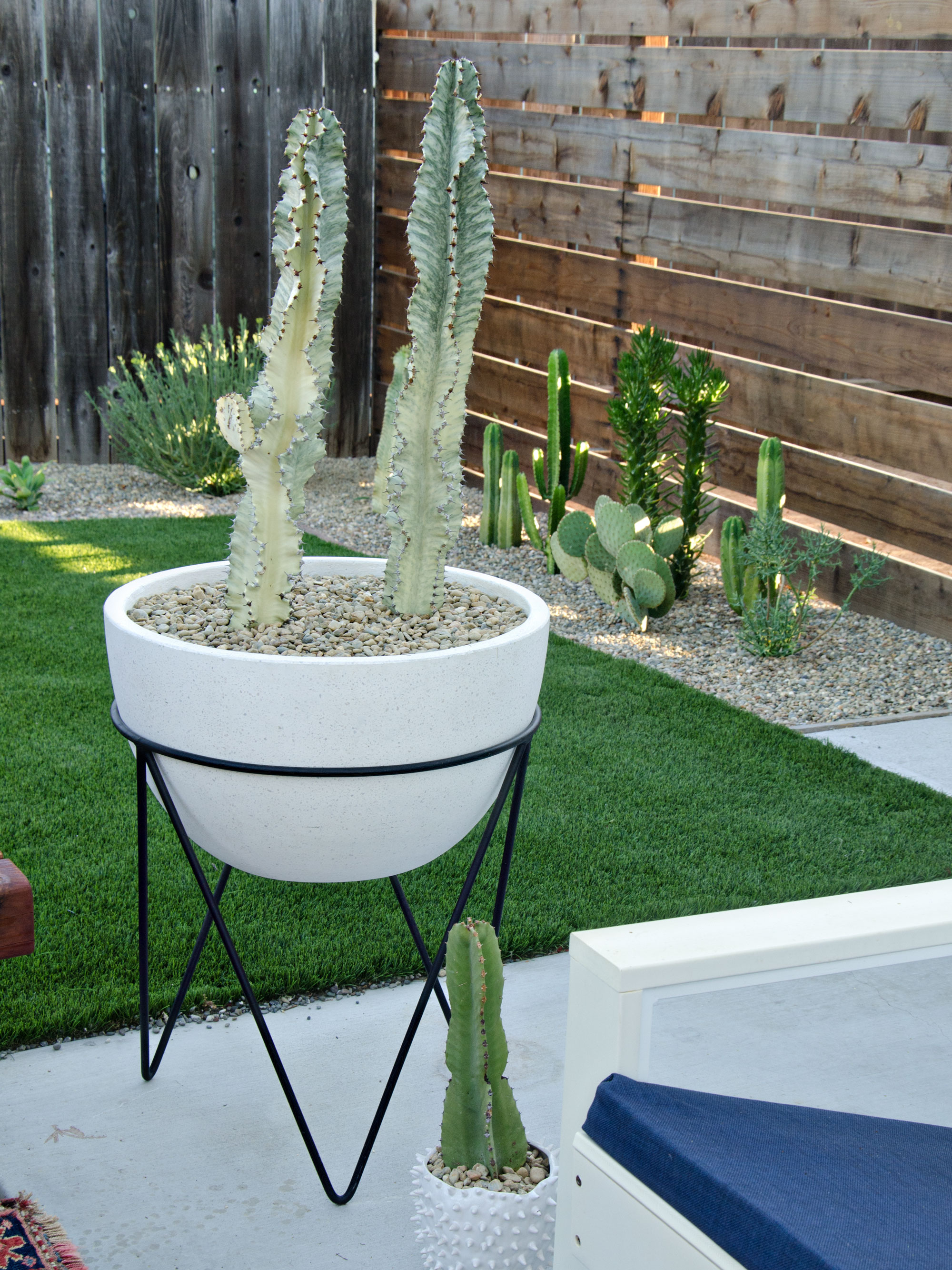 Modern California Backyard Patio Reveal | brittanyMakes