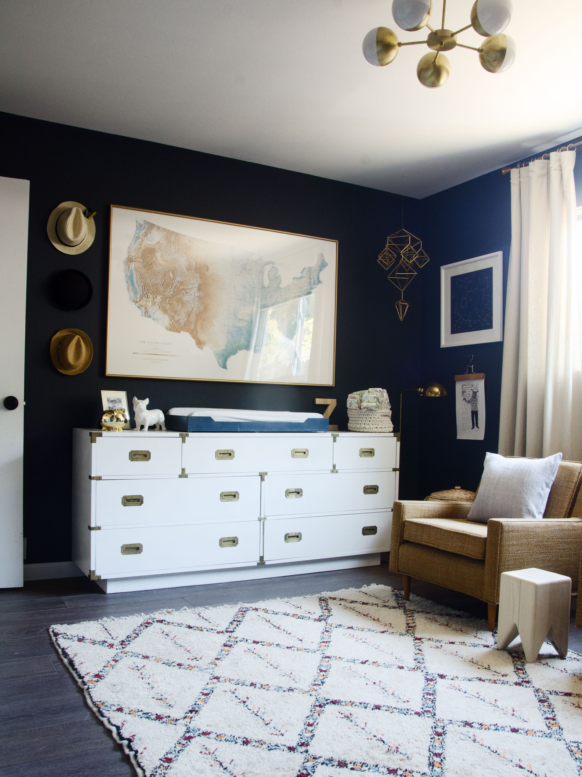 Modern neutral navy boy nursery | brittanyMakes